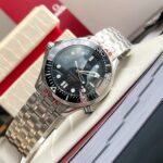 オメガシーマスター300Mコピー ボンド映画50周年記念限定 - 画像 (3)