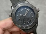 オメガ シーマスターコピー 300M 210.92.44.20.01.003 Cal.8806ムーブメント - 画像 (6)