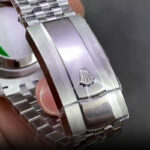 ロレックススーパーコピースカイドゥエラーCal.9002ムーブメント - 画像 (6)