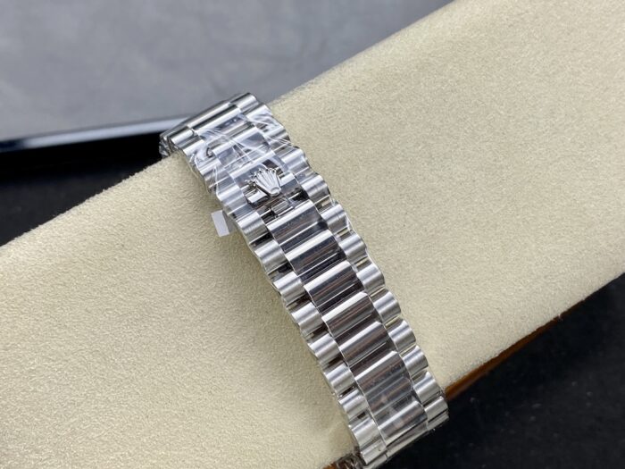 ロレックスコピーデイデイトm228236 0018 Swiss2836-2 ムーブメント - 画像 (8)