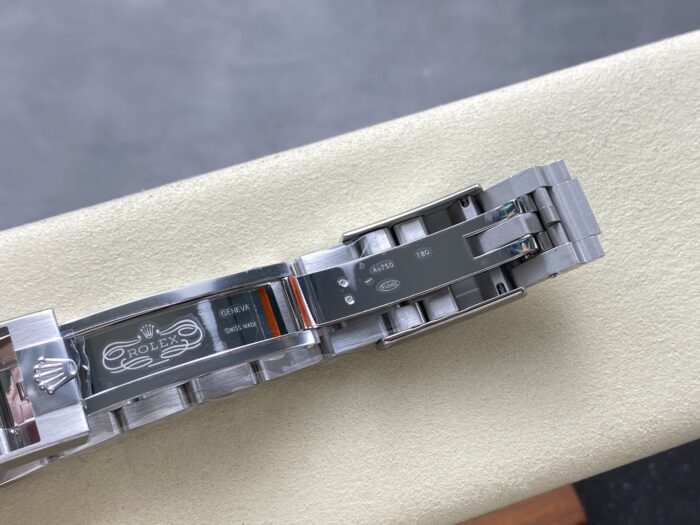 ロレックスコピーデイトナ126579RBR Cal.4131ムーブメント EWE工場 - 画像 (10)