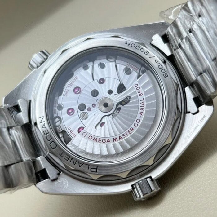 オメガシーマスター 600Mコピー Cal.8900ムーブメントVS工場 - 画像 (7)