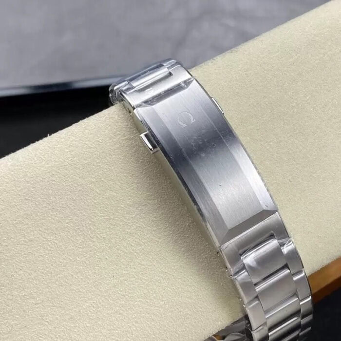 オメガ シーマスター コピー6000M 215.30.46.21.06.001 - 画像 (9)