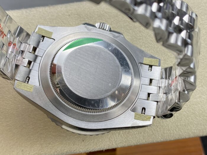 ロレックスGMTマスターIIコピー116710LN  MIYOTA ムーブメント搭載 - 画像 (6)