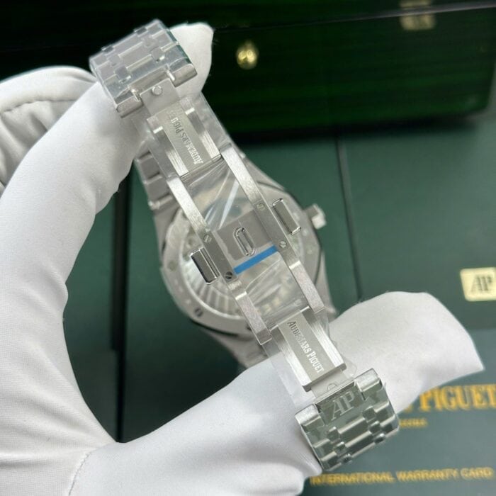 オーデマ ピゲロイヤル オークコピー26530 トゥールビヨン - 画像 (10)