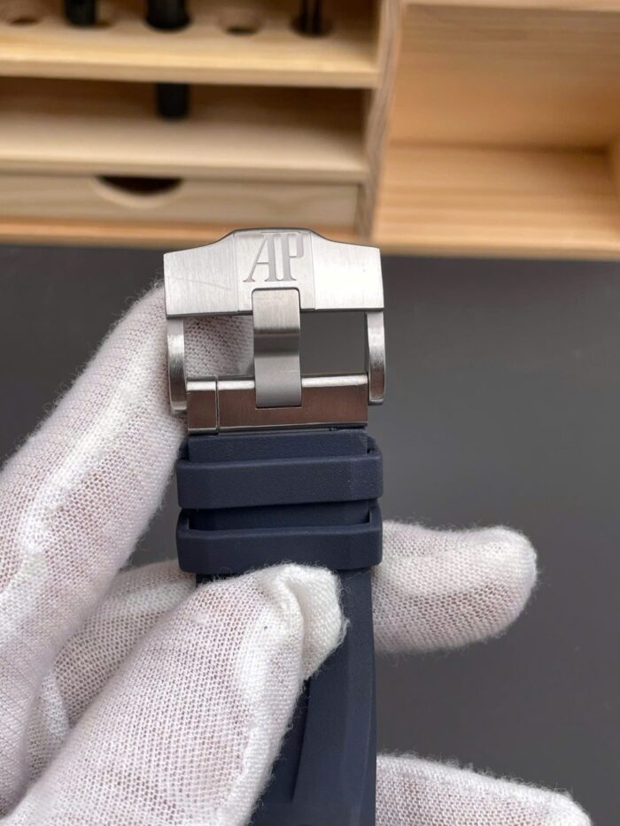 オーデマピゲコピーロイヤルオーク15720ST APS工場 - 画像 (6)