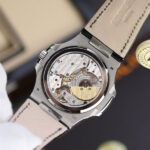 パテックフィリップスーパーコピーノーチラス5724G-001 - 画像 (9)