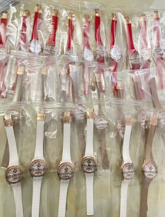 2025年最新パテックフィリップ アクアノートコピー 7968/300R-001 - 画像 (8)