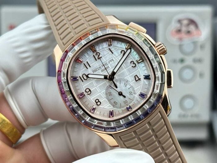 2025年最新パテックフィリップ アクアノートコピー 7968/300R-001 - 画像 (10)