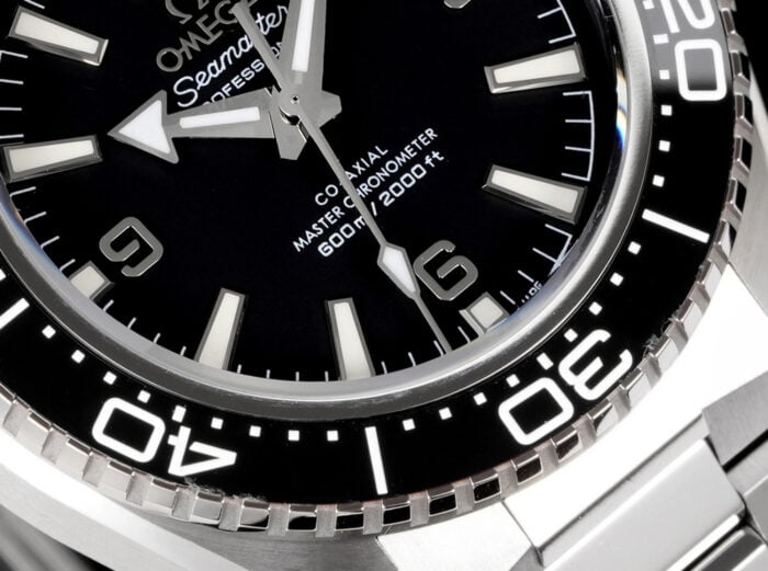2025新作オメガコピーシーマスター プラネットオーシャン600M Ref.217.30.42.21.01.001 - 画像 (8)