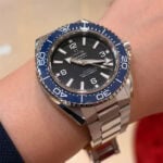 2025新作オメガコピーシーマスター プラネットオーシャンRef.217.30.42.21.01.002 - 画像 (3)